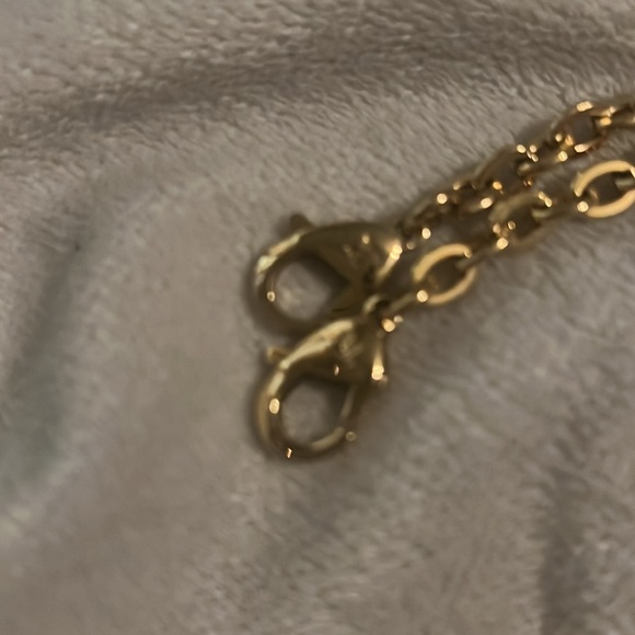 Louis vuitton - Picture 10 of 11